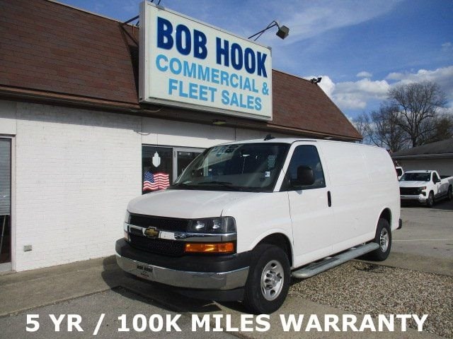 2024 Chevrolet Express 2500 Work Van HD's photo