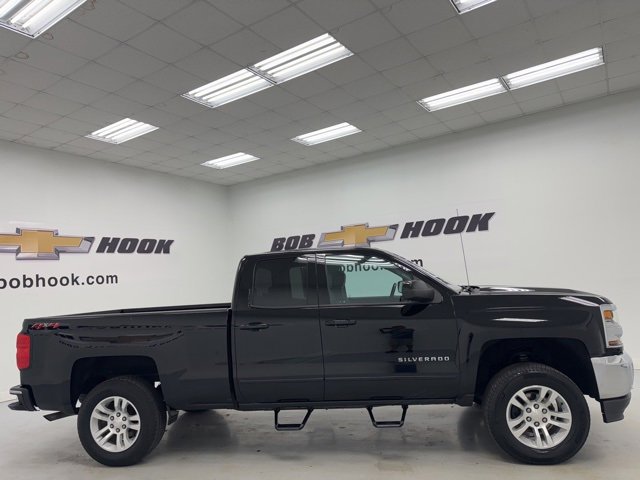 2019 Chevrolet Silverado LT photo 4