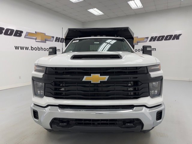 2025 Chevrolet Silverado 3500HD Work Truck photo 2