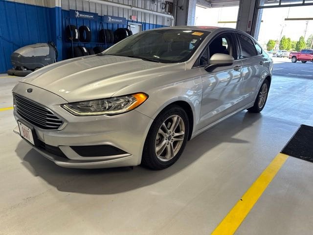 2018 Ford Fusion SE FWD's photo