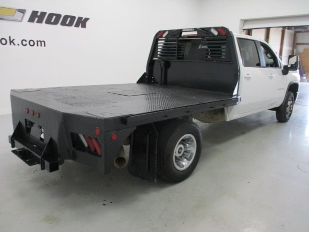 Used 2022 Chevrolet Silverado 3500 HD Chassis Cab LT Truck Crew Cab