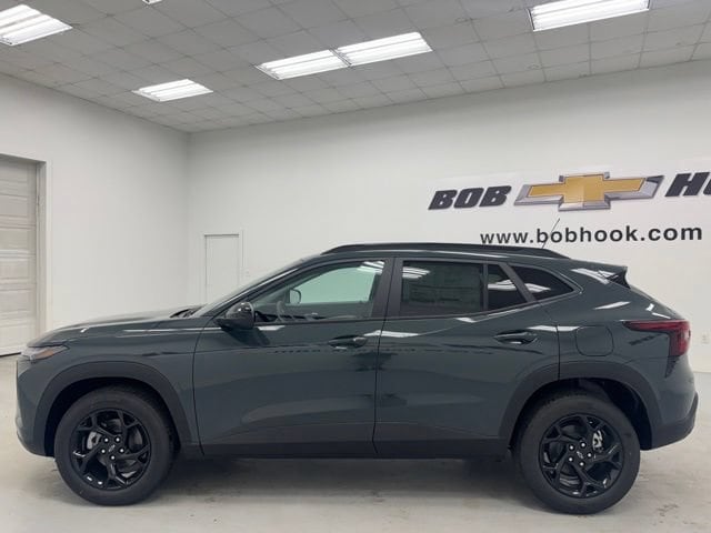 2026 Chevrolet Trax LT - Photo 8