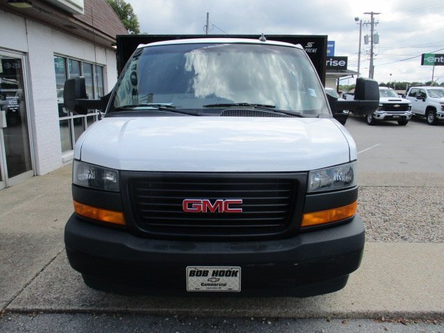 2020 Gmc Savana Cutaway photo 2