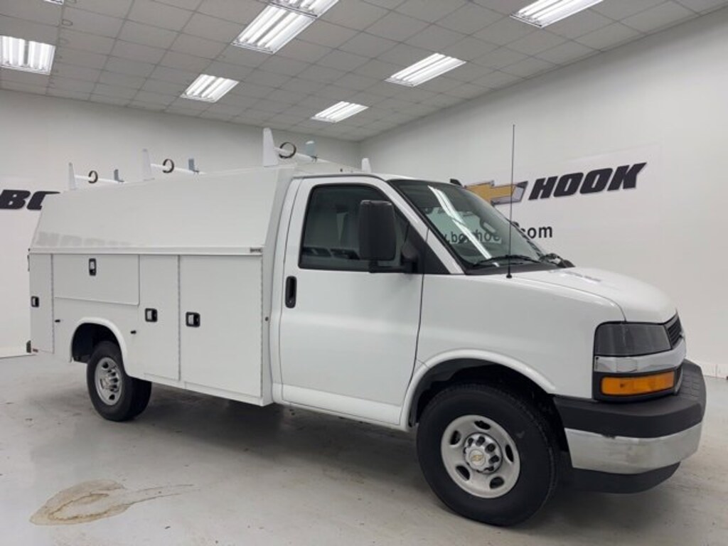 New 2025 Chevrolet Express Cutaway 3500 1WT Cutaway Van