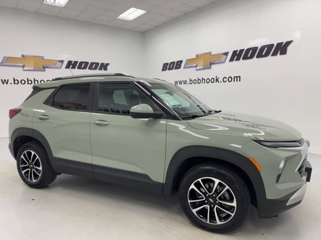 Used 2025 Chevrolet Trailblazer LT SUV