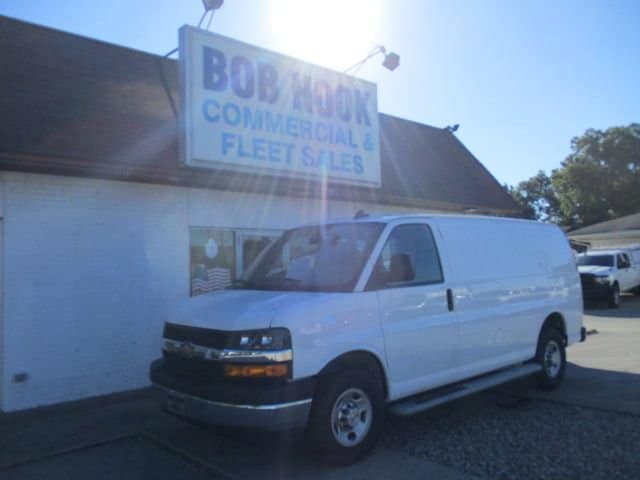 2024 Chevrolet Express 2500 Work Van HD's photo
