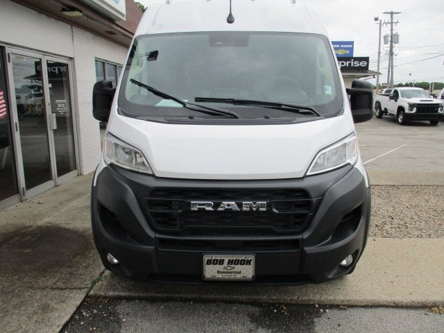 Used 2025 RAM ProMaster Cargo Van Base with VIN 3C6LRVDG0SE520644 for sale in Louisville, KY