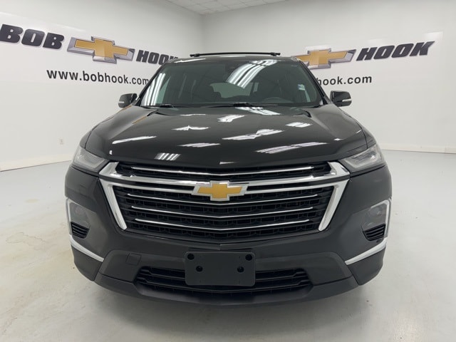 Used 2022 Chevrolet Traverse 1LT with VIN 1GNEVGKW0NJ191803 for sale in Louisville, KY