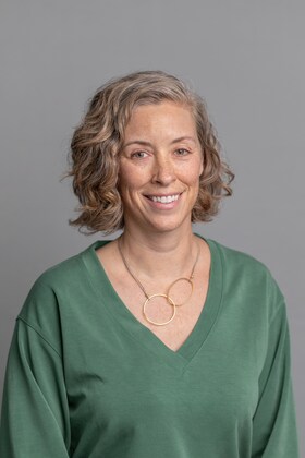 Staff member Lauren Hook from ID_b93939c7cff6