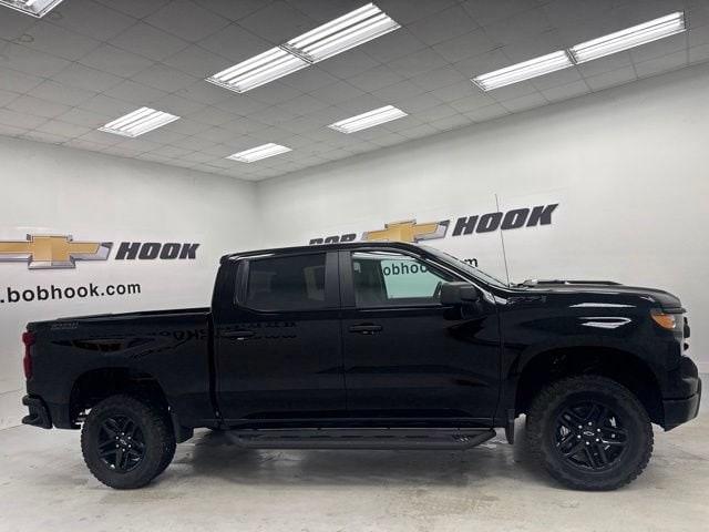 2026 Chevrolet Silverado 1500 Custom Trail Boss - Photo 4