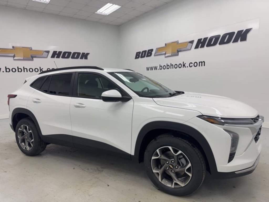 New 2026 Chevrolet Trax LT SUV