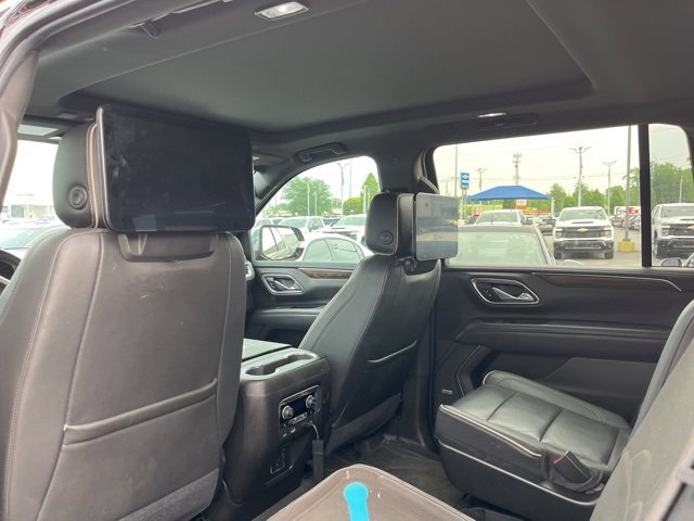 2021 Chevrolet Suburban Premier photo 3