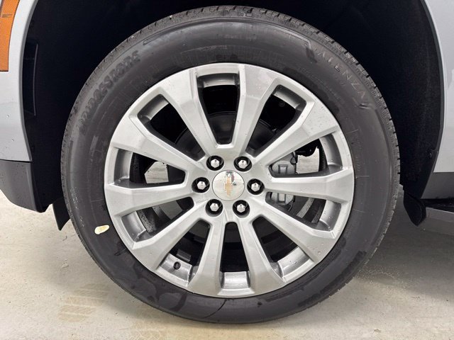 2026 Chevrolet Suburban Premier - Photo 41