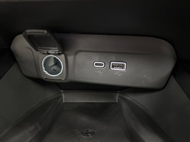 2026 Chevrolet Trax LT - Photo 18