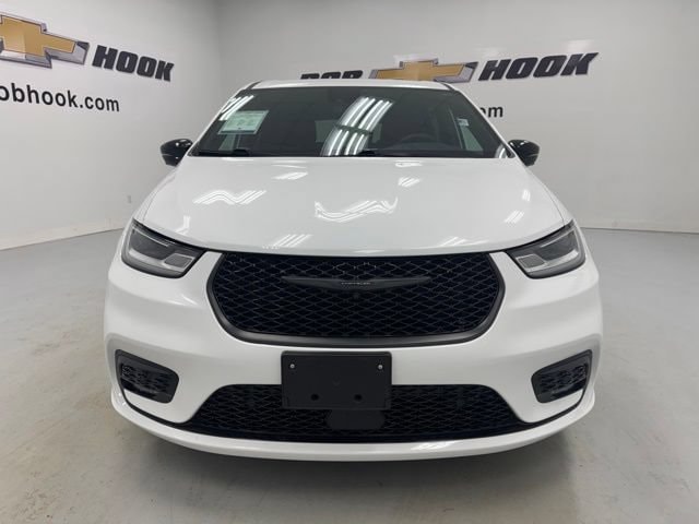 2C4RC1S71RR160972