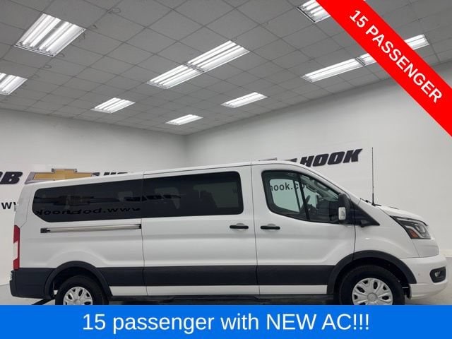 2023 Ford Transit Passenger Van XL - Photo 4