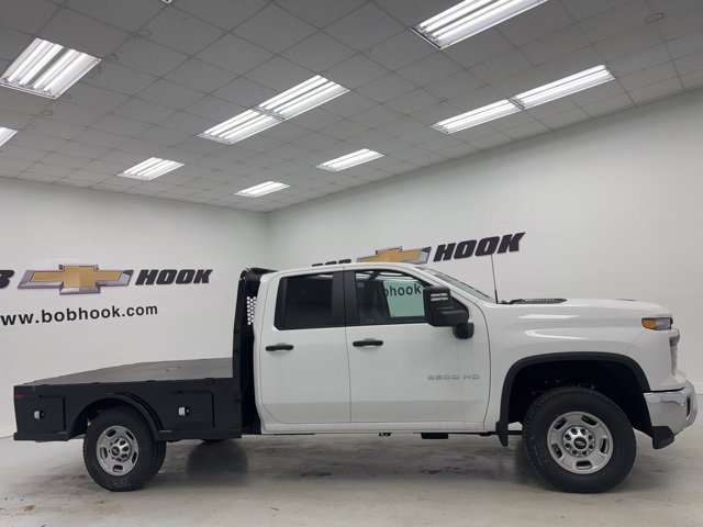 2025 Chevrolet Silverado 2500HD photo 4