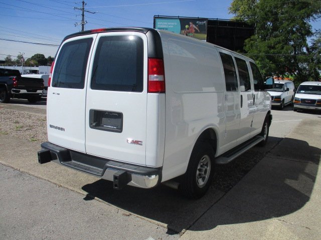 2023 Gmc Savana Cargo 2500 photo 4