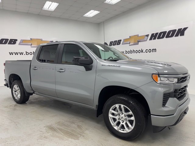 2025 Chevrolet Silverado 1500 RST photo 3