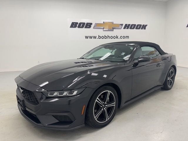 2024 Ford Mustang EcoBoost Convertible's photo
