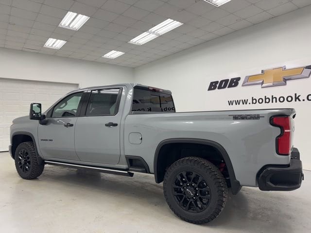 2026 Chevrolet Silverado 3500 HD LTZ - Photo 7