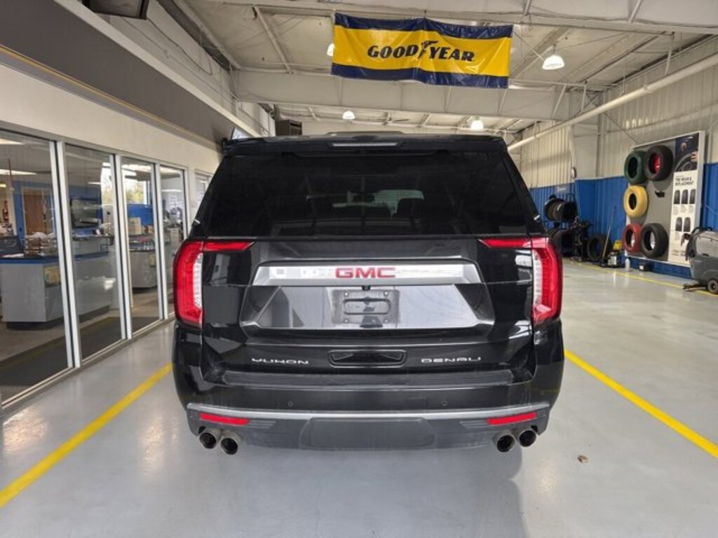 Used 2024 GMC Yukon XL Denali SUV