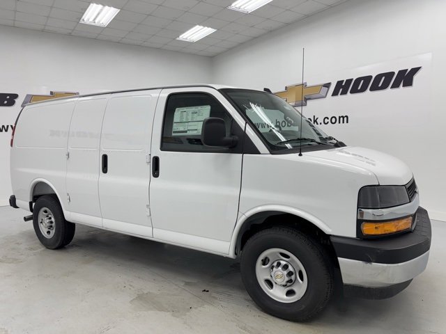 2025 Chevrolet Express Cargo 2500 Van photo 3