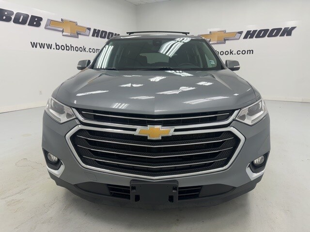 Used 2020 Chevrolet Traverse 1LT with VIN 1GNEVGKWXLJ281134 for sale in Louisville, KY