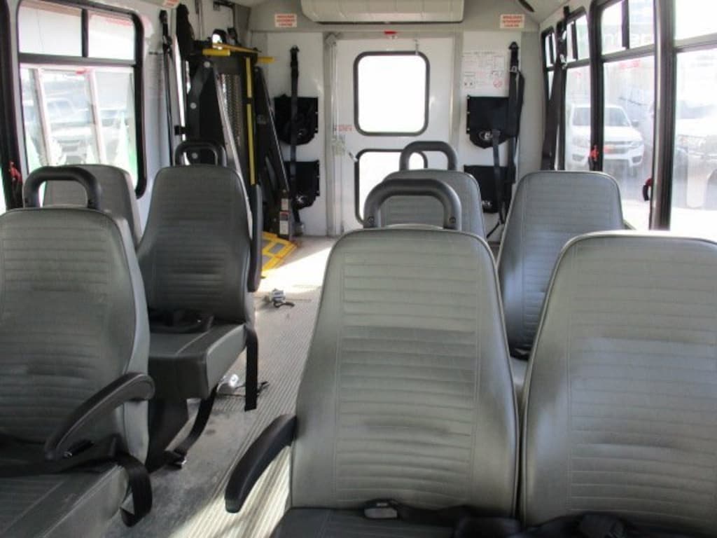 Used 2019 Ford E-Series Cutaway E-350 SRW 138 WB Truck