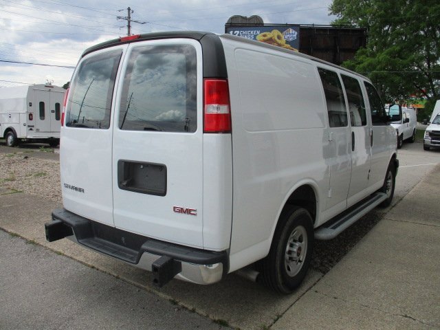2023 Gmc Savana Cargo 2500 photo 4