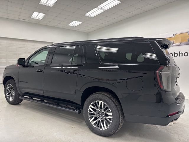 2026 Chevrolet Suburban Z71 - Photo 7