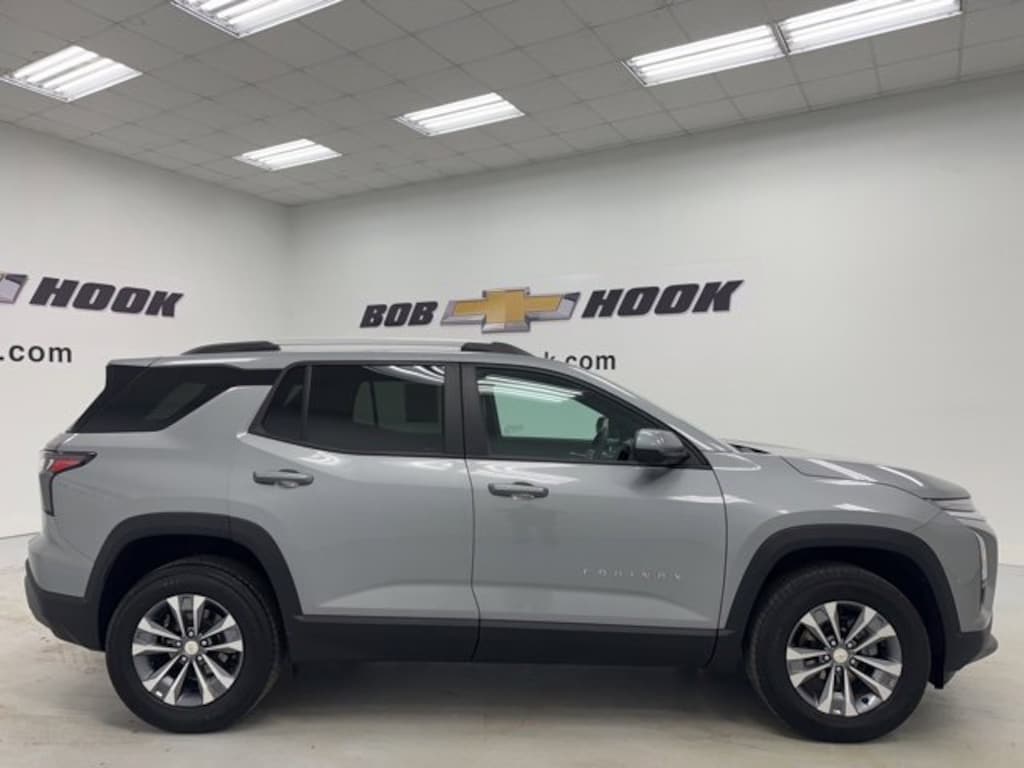 Used 2025 Chevrolet Equinox LT SUV