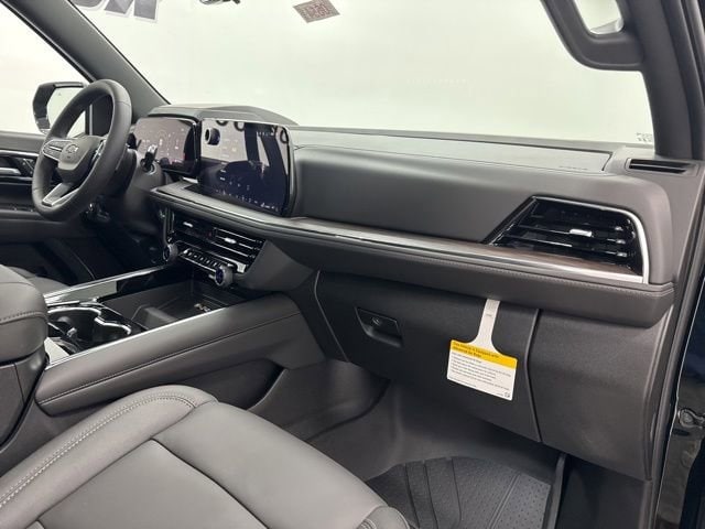 2026 Chevrolet Suburban Z71 - Photo 36