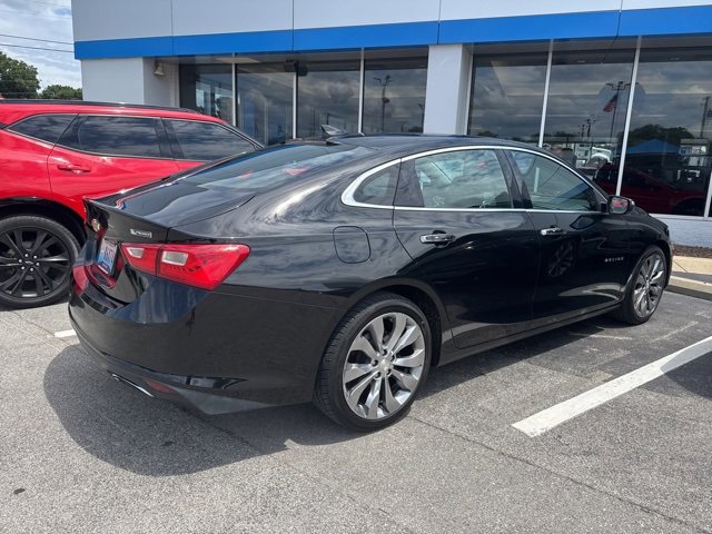 2016 Chevrolet Malibu Premier photo 3