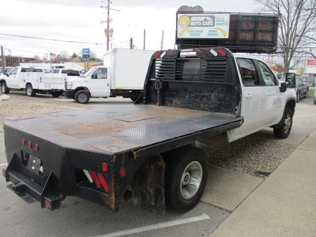 2022 Chevrolet Silverado 3500HD LT photo 4