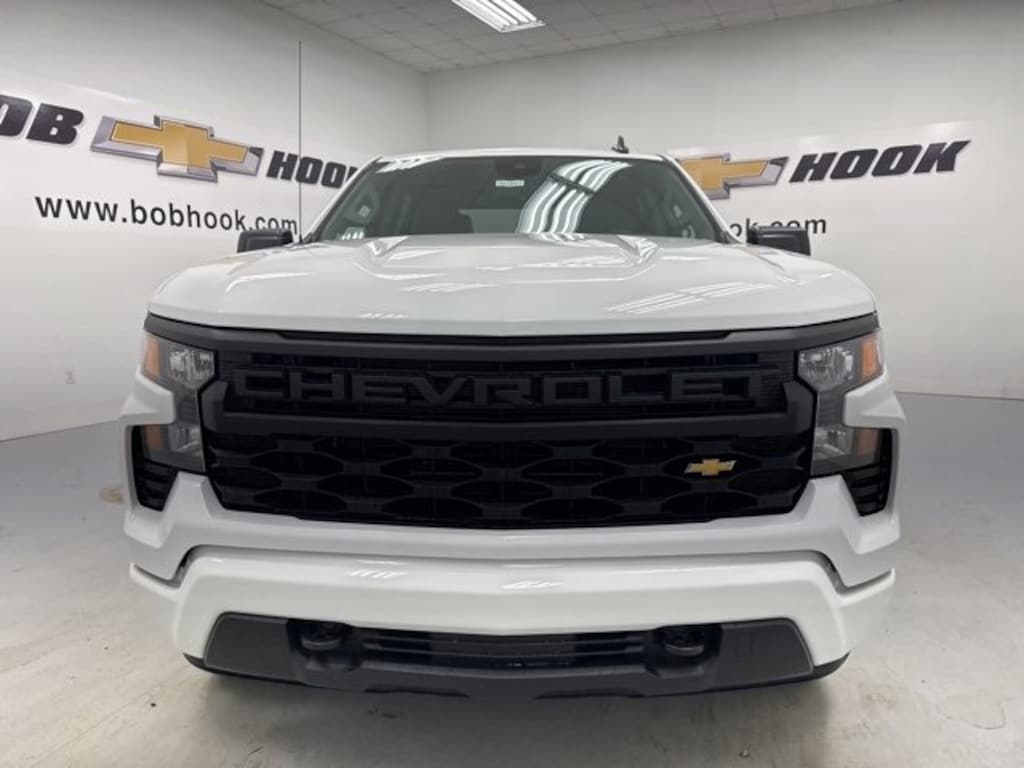 New 2026 Chevrolet Silverado 1500 Custom Truck