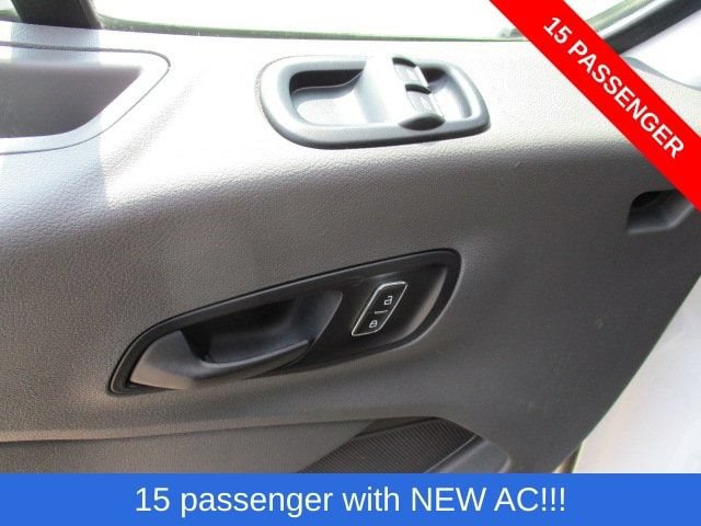 2023 Ford Transit Passenger Van XL - Photo 10