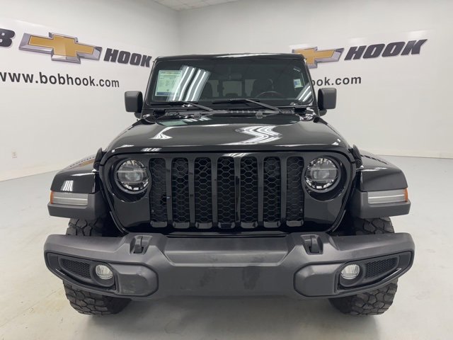 2022 Jeep Gladiator Willys photo 2