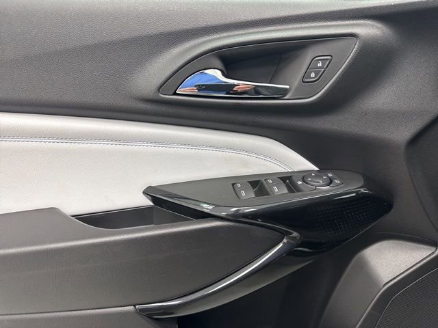 2026 Chevrolet Trax LT - Photo 9
