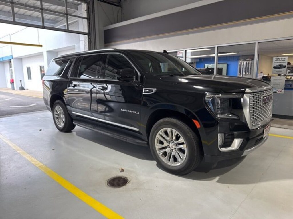 Used 2024 GMC Yukon XL Denali SUV
