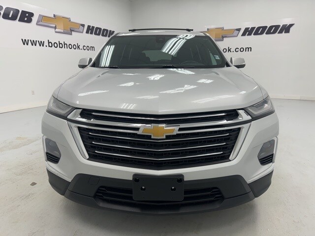 Used 2022 Chevrolet Traverse 1LT with VIN 1GNEVGKW5NJ170882 for sale in Louisville, KY