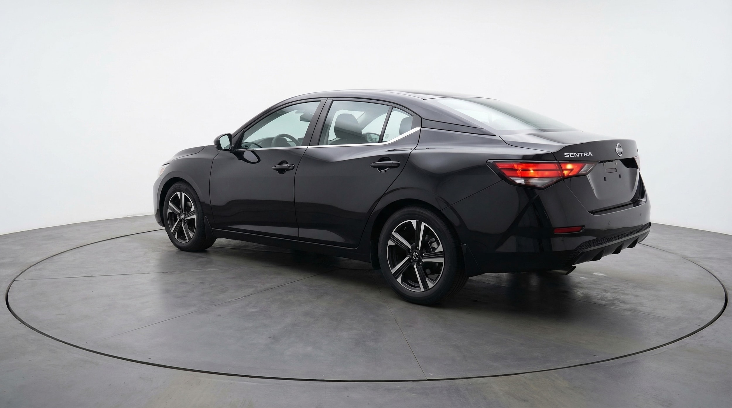 Thumbnail: 2025 Nissan Sentra - 5