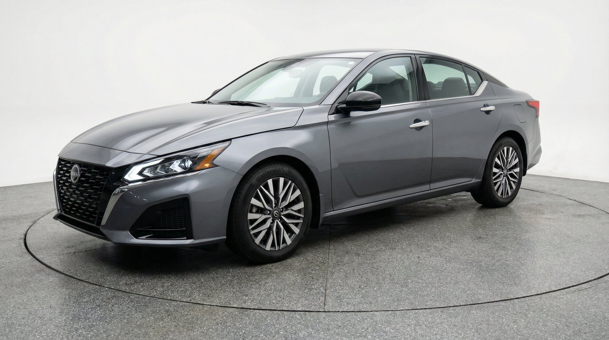 Thumbnail: 2025 Nissan Altima - 3