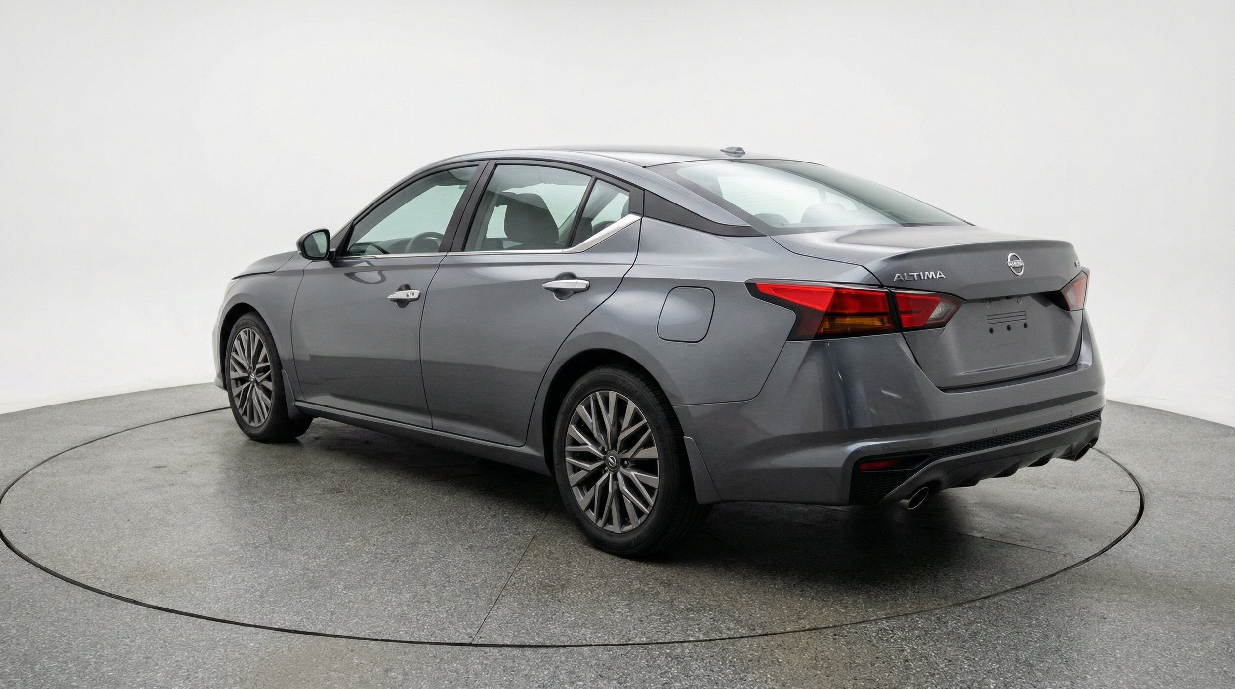 Thumbnail: 2025 Nissan Altima - 5