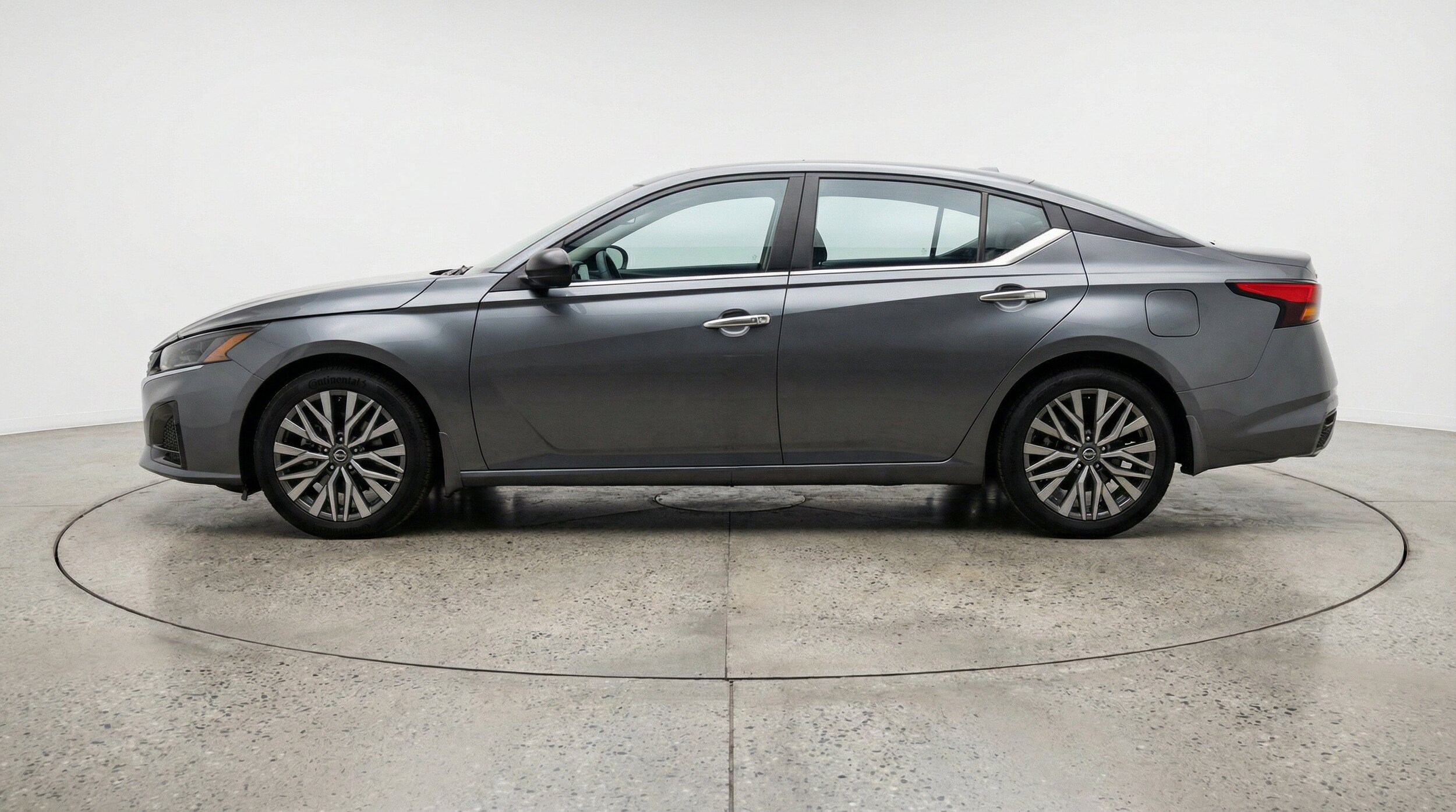 Thumbnail: 2025 Nissan Altima - 5