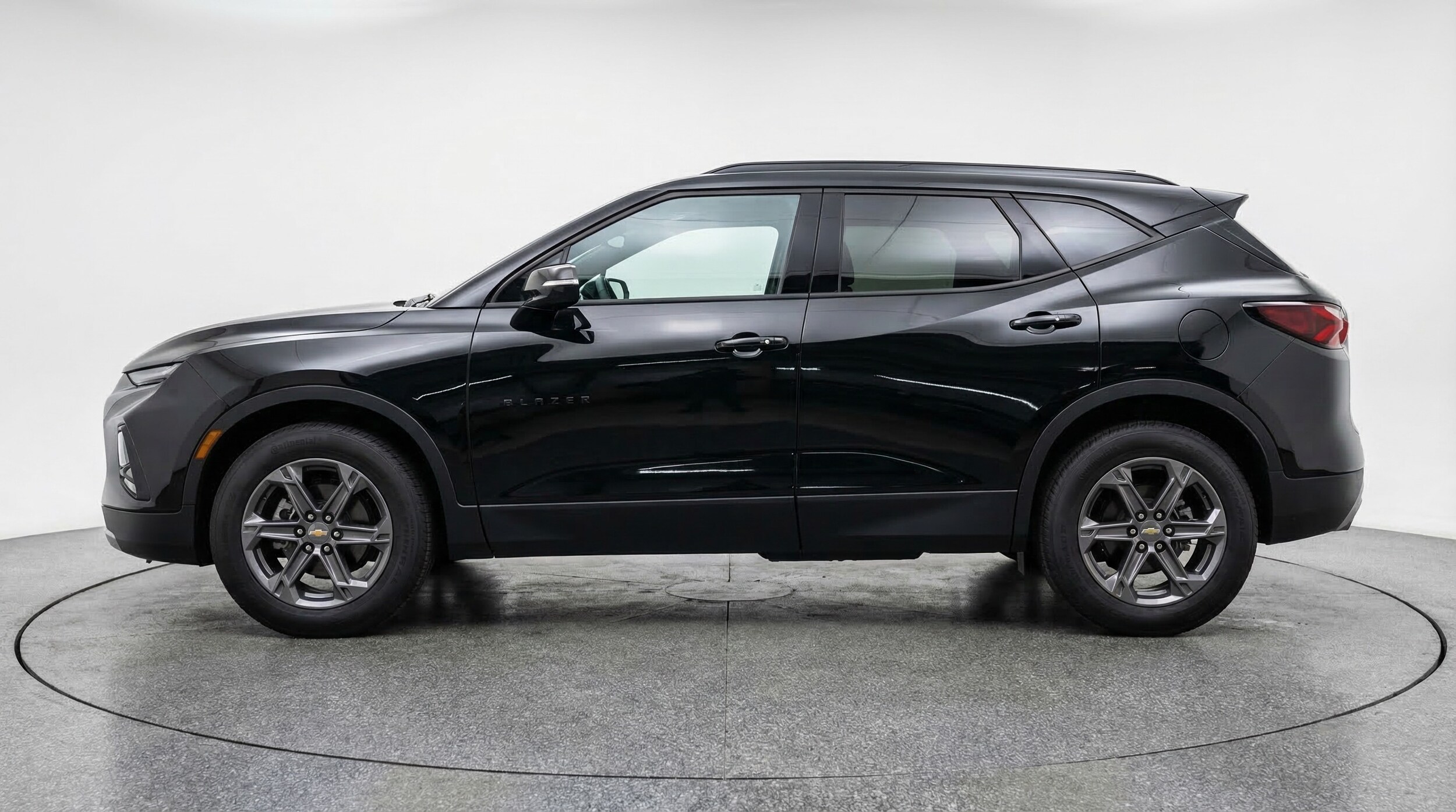 Thumbnail: 2025 Chevrolet Blazer - 4