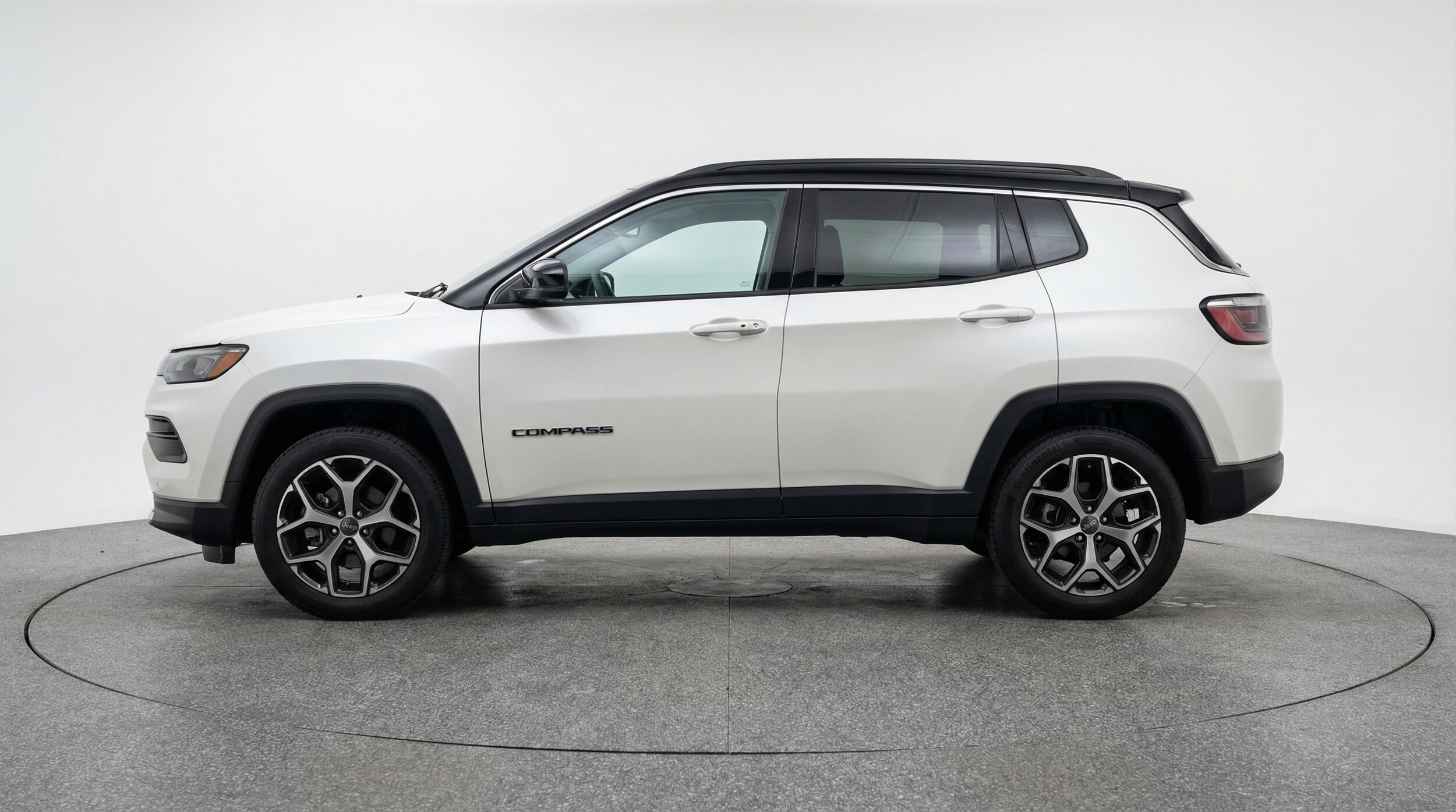 Thumbnail: 2025 Jeep Compass - 4