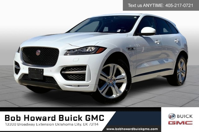 2017 Jaguar F-Pace R-Sport's photo