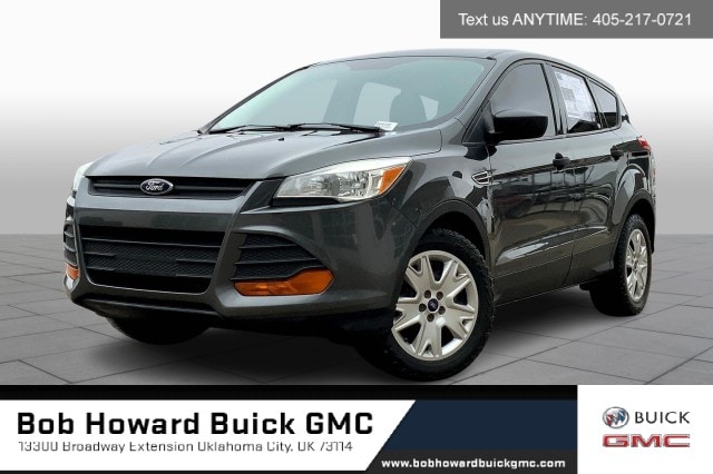 2016 Ford Escape S's photo