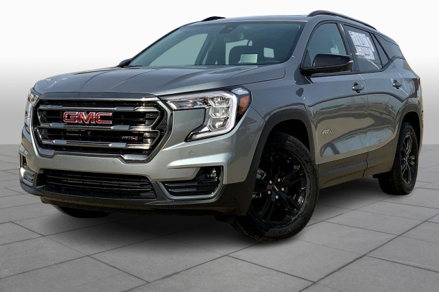 2023 GMC Terrain AT4's photo